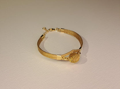 Bracelet artisanal en capim dourado, l’or végétal du Brésil