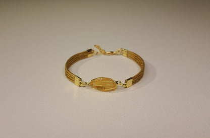 Bracelet artisanal en capim dourado, l’or végétal du Brésil