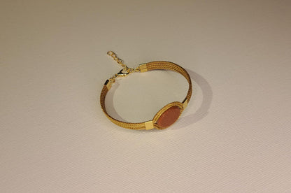 Bracelet artisanal en capim dourado, l’or végétal du Brésil