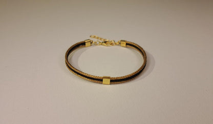 Bracelet artisanal en capim dourado, l’or végétal du Brésil