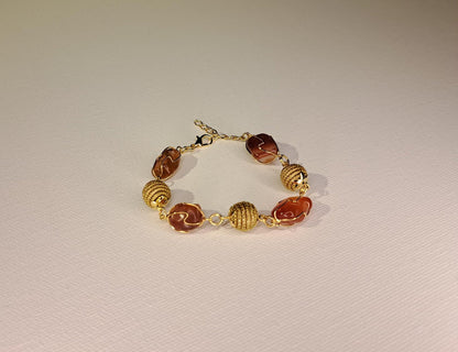 Bracelet artisanal en capim dourado, l’or végétal du Brésil