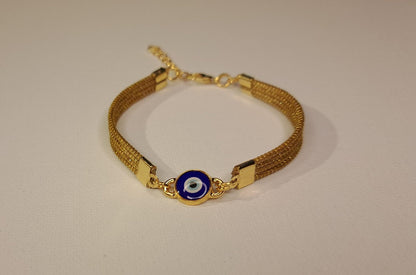 Bracelet artisanal en capim dourado, l’or végétal du Brésil