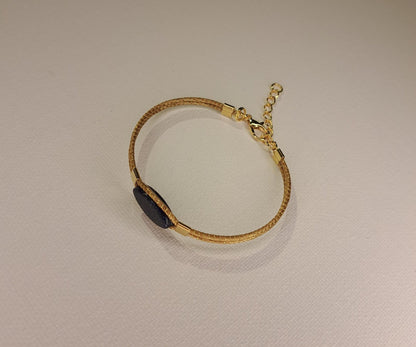 Bracelet artisanal en capim dourado, l’or végétal du Brésil