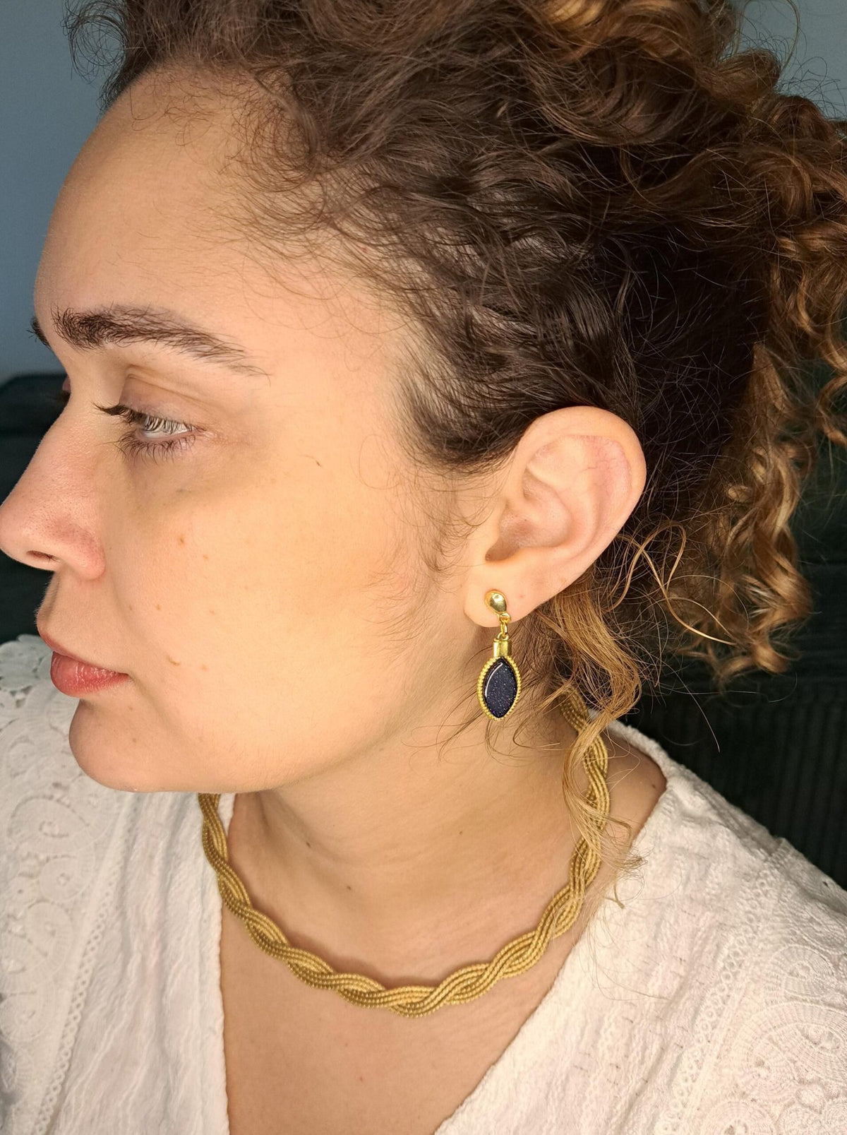 Boucles d'oreilles artisanales en capim dourado, l’or végétal du Brésil