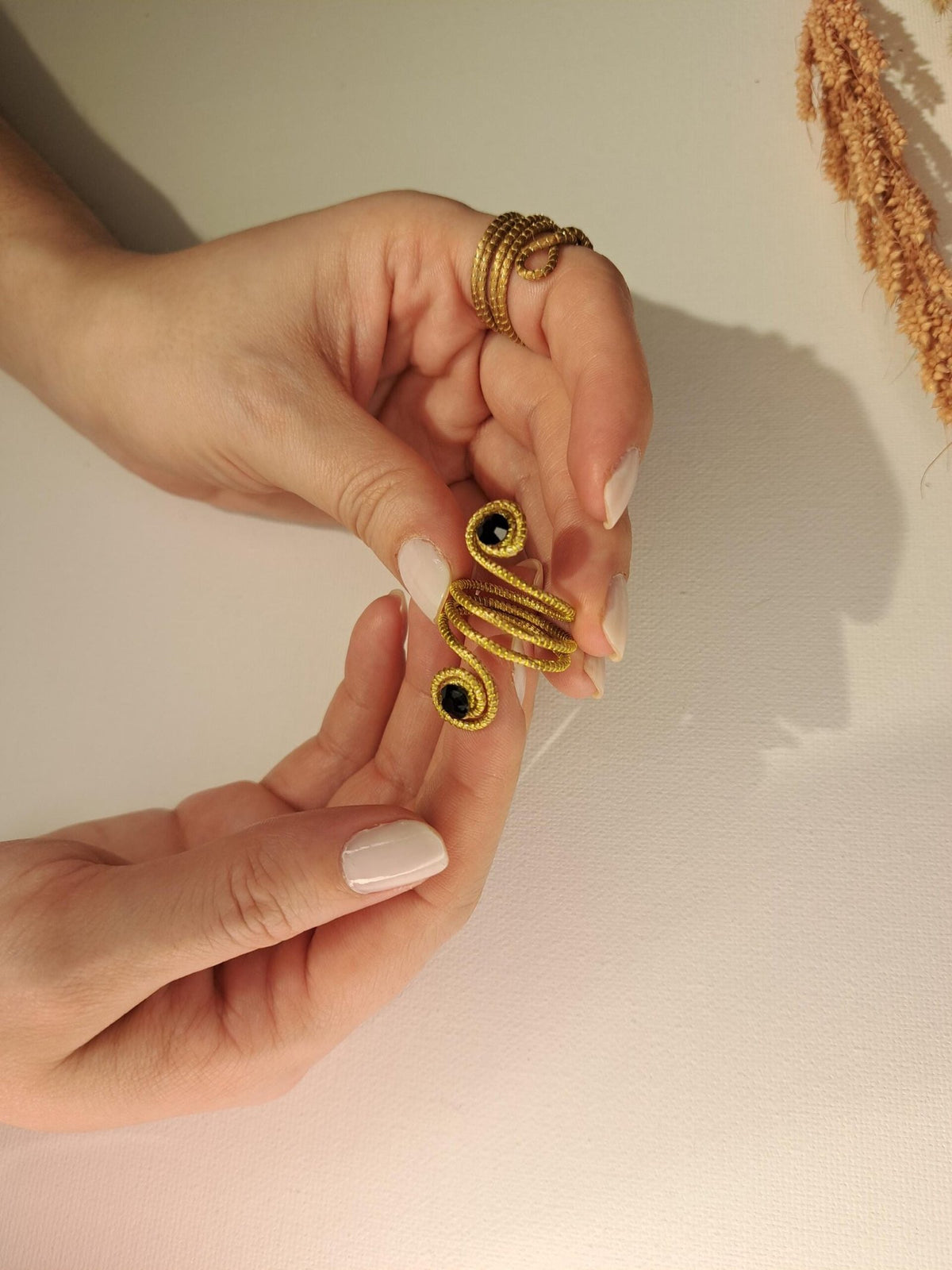 Bague artisanale en capim dourado, l’or végétal du Brésil