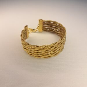 Bracelet en capim dourado (or végétal) du Brésil.