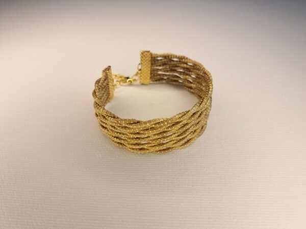 Bracelet en capim dourado (or végétal) du Brésil.