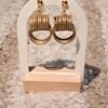 Boucles d'oreilles artisanales en capim dourado, l’or végétal du Brésil