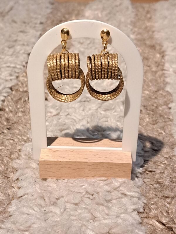 Boucles d'oreilles artisanales en capim dourado, l’or végétal du Brésil