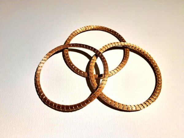 Bracelet artisanal en capim dourado, l’or végétal du Brésil