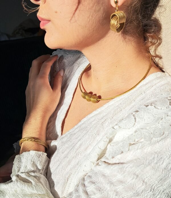 Bracelet artisanal en capim dourado, l’or végétal du Brésil