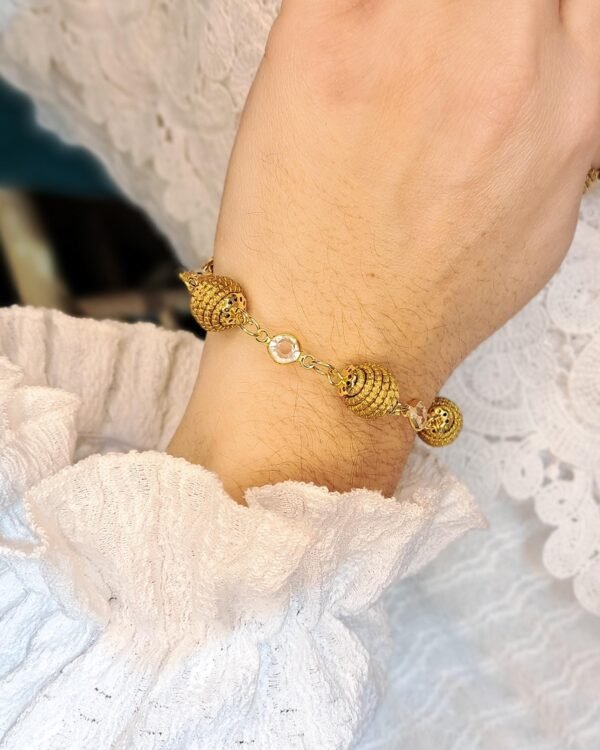 Bracelet artisanal en capim dourado, l’or végétal du Brésil