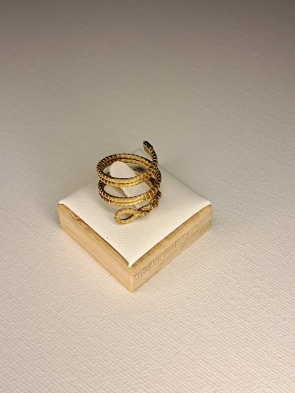 Bague artisanale en capim dourado, l’or végétal du Brésil