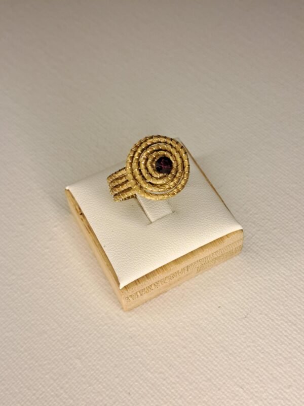 Bague artisanale en capim dourado, l’or végétal du Brésil