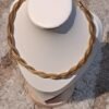 Collier artisanal en capim dourado, l’or végétal du Brésil