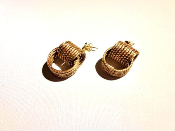 Boucles d'oreilles artisanales en capim dourado, l’or végétal du Brésil