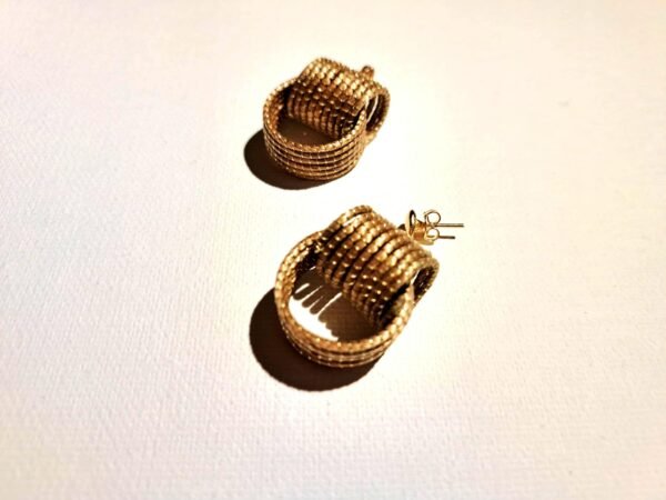 Boucles d'oreilles artisanales en capim dourado, l’or végétal du Brésil