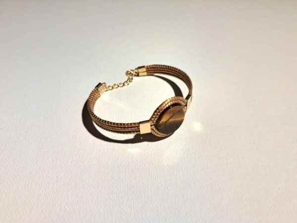 Bracelet artisanal en capim dourado, l’or végétal du Brésil