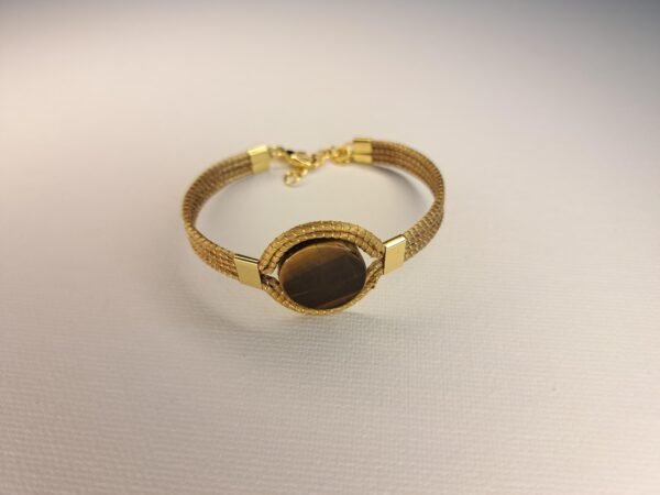 Bracelet artisanal en capim dourado, l’or végétal du Brésil