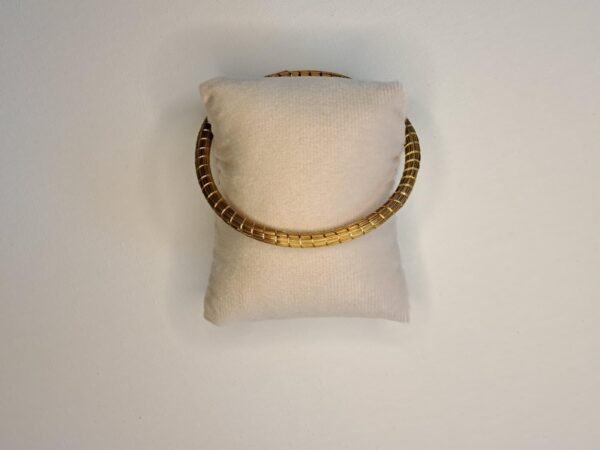 Bracelet artisanal en capim dourado, l’or végétal du Brésil