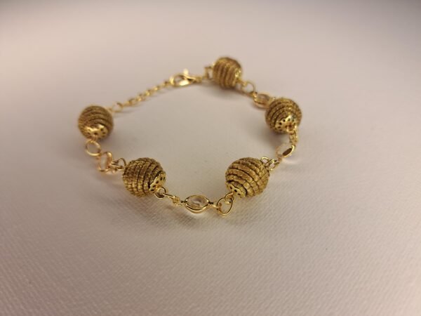 Bracelet artisanal en capim dourado, l’or végétal du Brésil