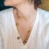 Collier artisanal en capim dourado, l’or végétal du Brésil