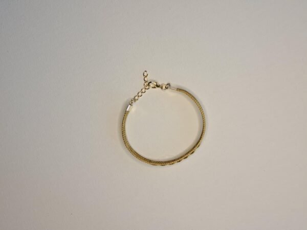 Bracelet artisanal en capim dourado, l’or végétal du Brésil