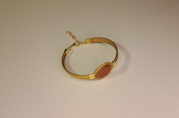 Bracelet artisanal en capim dourado, l’or végétal du Brésil