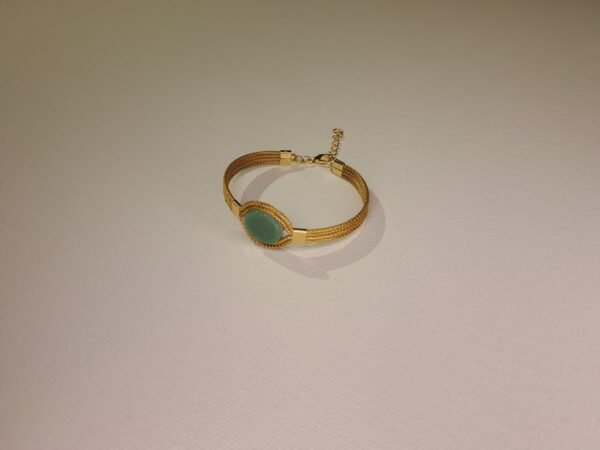 Bracelet artisanal en capim dourado, l’or végétal du Brésil