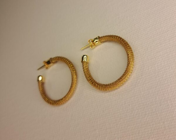 Boucles d'oreilles artisanales en capim dourado, l’or végétal du Brésil