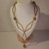 Collier artisanal en capim dourado, l’or végétal du Brésil