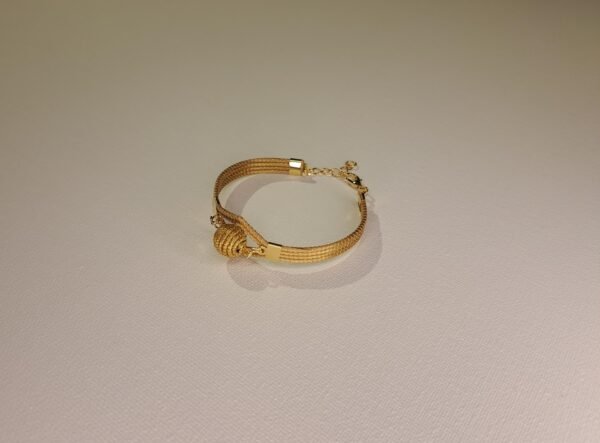 Bracelet artisanal en capim dourado, l’or végétal du Brésil