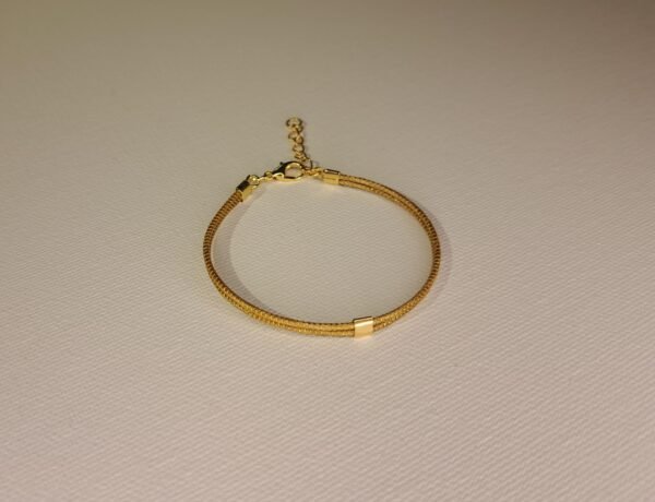 Bracelet artisanal en capim dourado, l’or végétal du Brésil