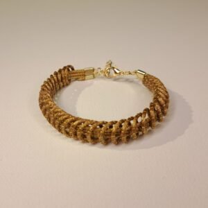 Bracelet artisanal en capim dourado, l’or végétal du Brésil