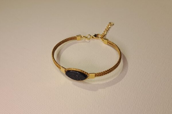 Bracelet artisanal en capim dourado, l’or végétal du Brésil