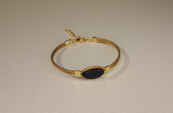 Bracelet artisanal en capim dourado, l’or végétal du Brésil
