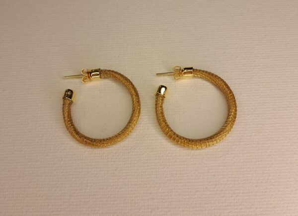 Boucles d'oreilles artisanales en capim dourado, l’or végétal du Brésil