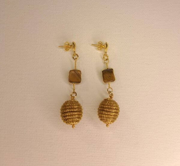 Boucles d'oreilles artisanales en capim dourado, l’or végétal du Brésil