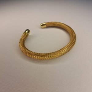 Bracelet artisanal en capim dourado, l’or végétal du Brésil