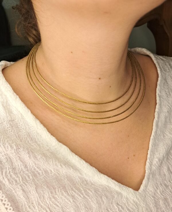 Collier artisanal en capim dourado, l’or végétal du Brésil