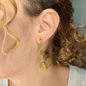 Boucles d'oreilles artisanales en capim dourado, l’or végétal du Brésil