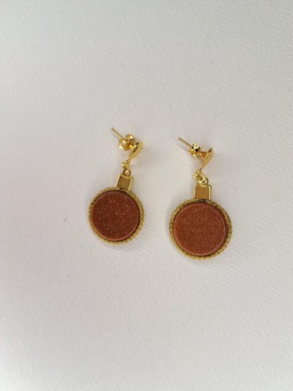 Boucles d'oreilles artisanales en capim dourado, l’or végétal du Brésil