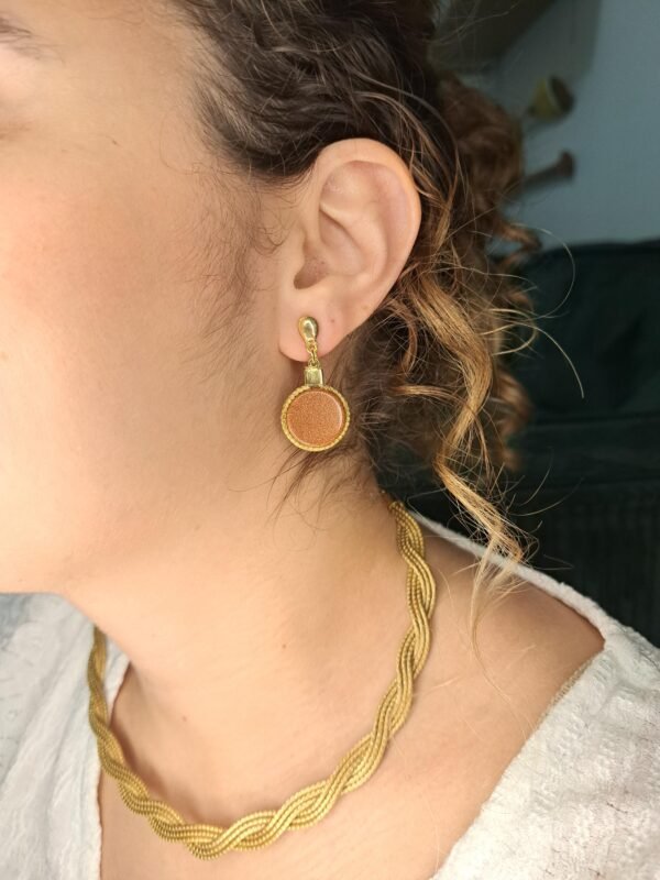 Boucles d'oreilles artisanales en capim dourado, l’or végétal du Brésil