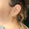 Boucles d'oreilles artisanales en capim dourado, l’or végétal du Brésil