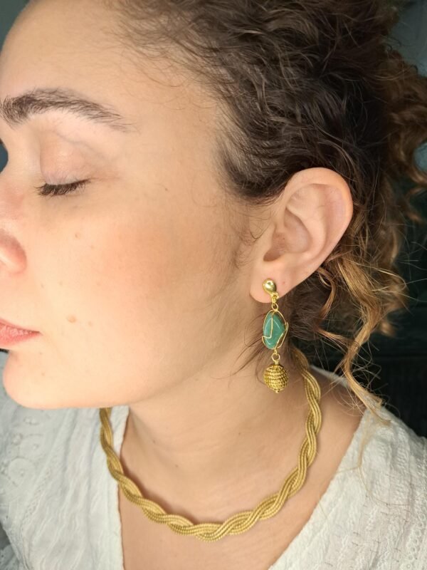 Boucles d'oreilles artisanales en capim dourado, l’or végétal du Brésil