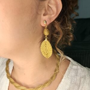 Boucles d'oreilles artisanales en capim dourado, l’or végétal du Brésil