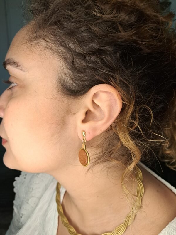 Boucles d'oreilles artisanales en capim dourado, l’or végétal du Brésil