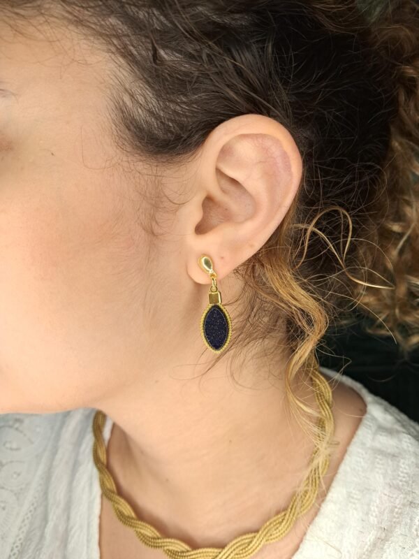 Boucles d'oreilles artisanales en capim dourado, l’or végétal du Brésil