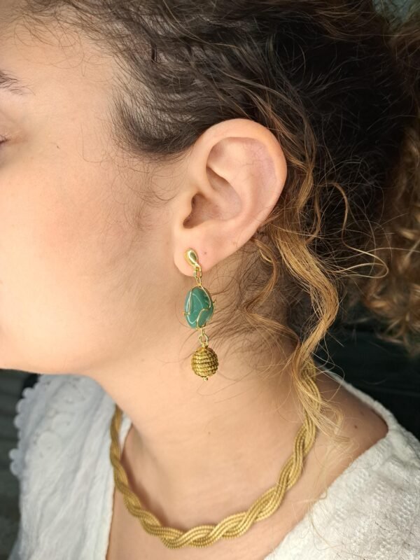 Boucles d'oreilles artisanales en capim dourado, l’or végétal du Brésil