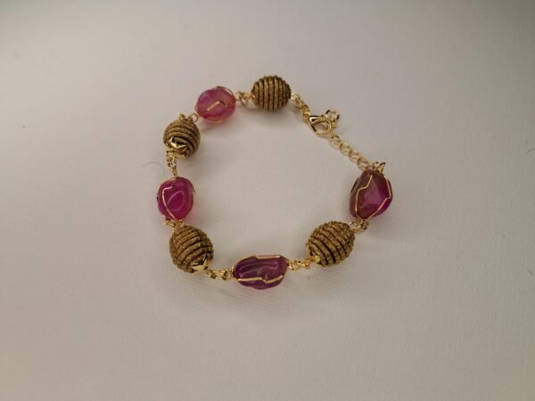 Bracelet artisanal en capim dourado, l’or végétal du Brésil